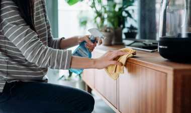 ঘরের ভ্যাপসা গন্ধ দূর করবেন যেভাবে