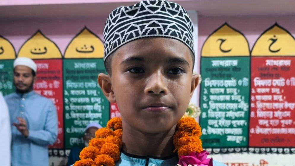 ১১ মাসে কুরআনে হাফেজ শিশু মুনতাসির